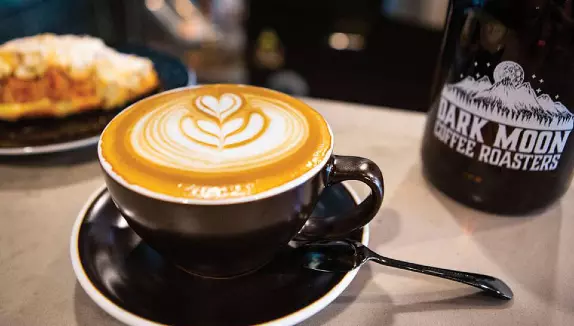 darkmoon-coffeeeee-1-1